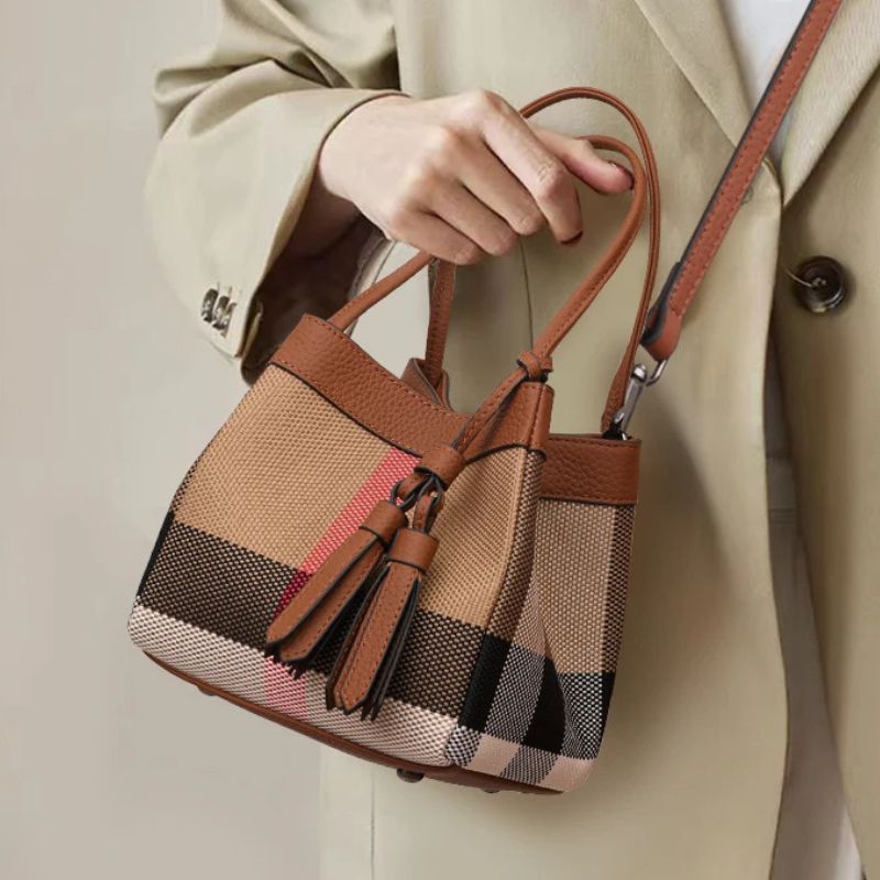 Bolsa Lona Xadrez - Couro Premium