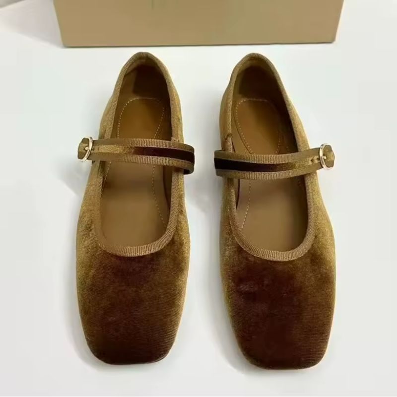 Sapatilha Feminina veludo Marrom