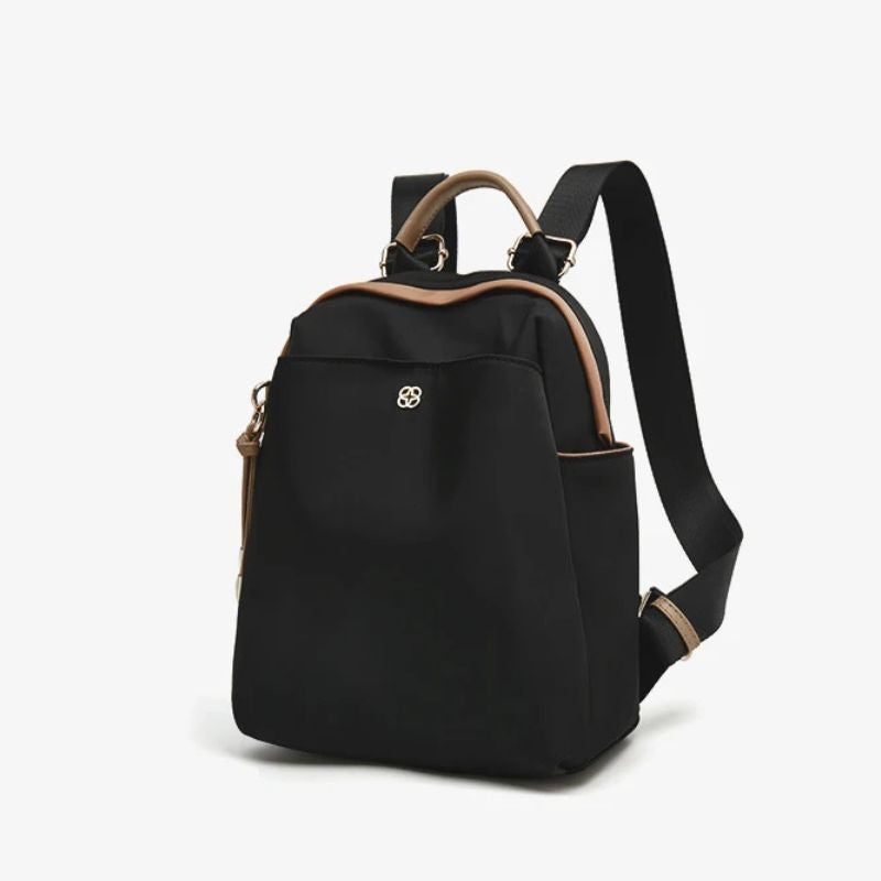 Mochila Pequena Preta detalhe frente