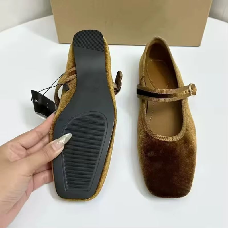 Sapatilha Feminina veludo Marrom