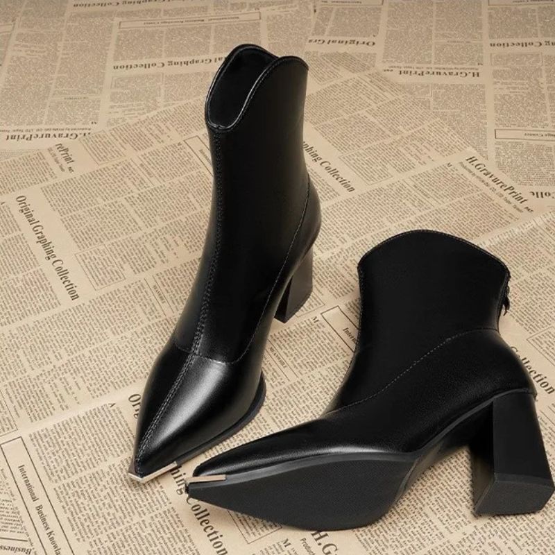 Bota Feminina Cano Curto Biqueira