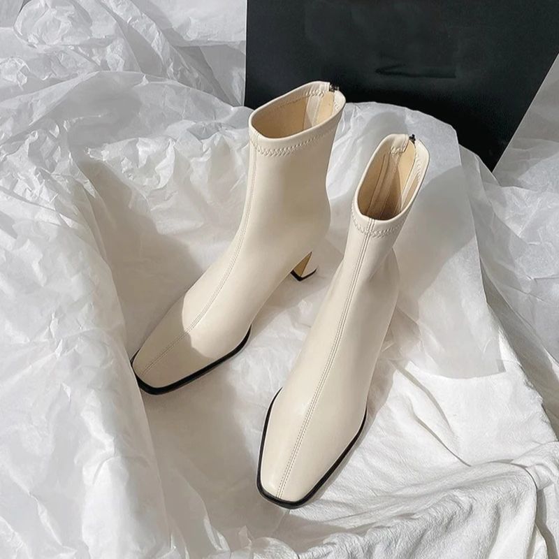 Bota Feminina Cano Curto