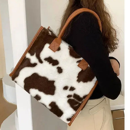 Bolsa Animal Print Pelucia