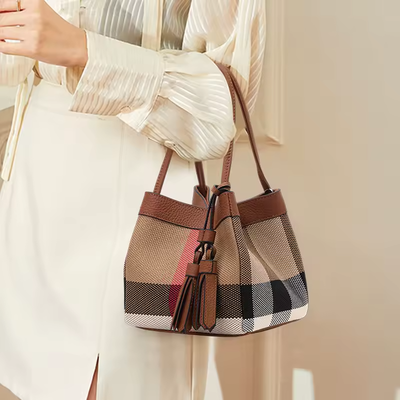 Bolsa Lona Xadrez - Couro Premium