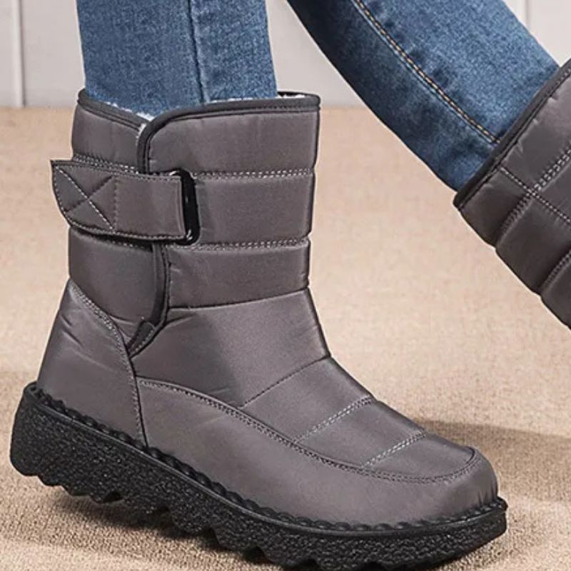 Botina Feminina Cano Curto