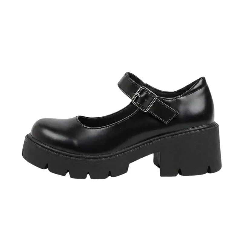 Sapato Mary Jane Tratorado Feminino Preto Fosco — Plataforma Bloco, Fivela Metálica e Sola Tratorada de Alta Aderência | Loja Mary Jane