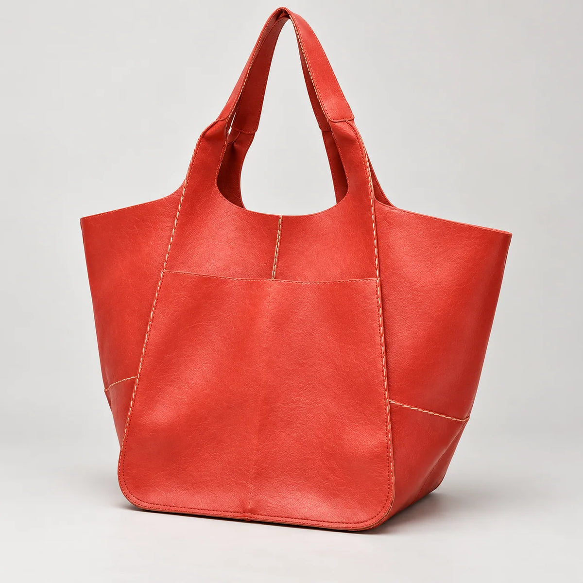 Bolsa shopper vermelha Renata em ângulo complementar mostrando bolso e lateral