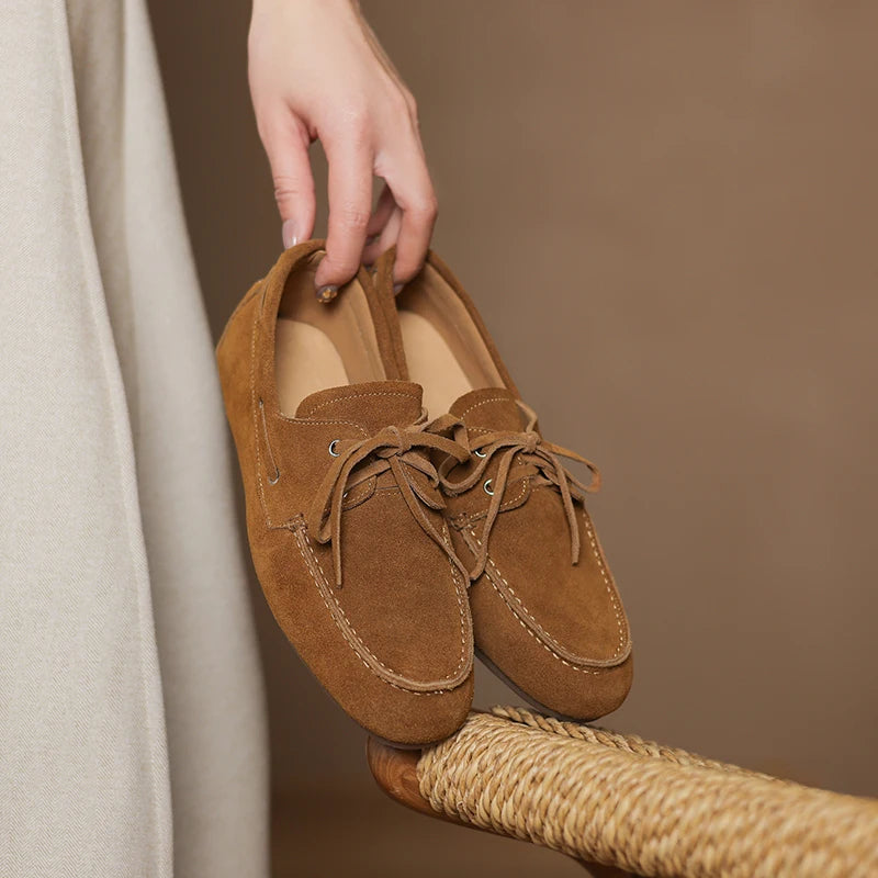 Loafer Feminino de Couro Caramelo com Cadarço – Olívia - imagem 3