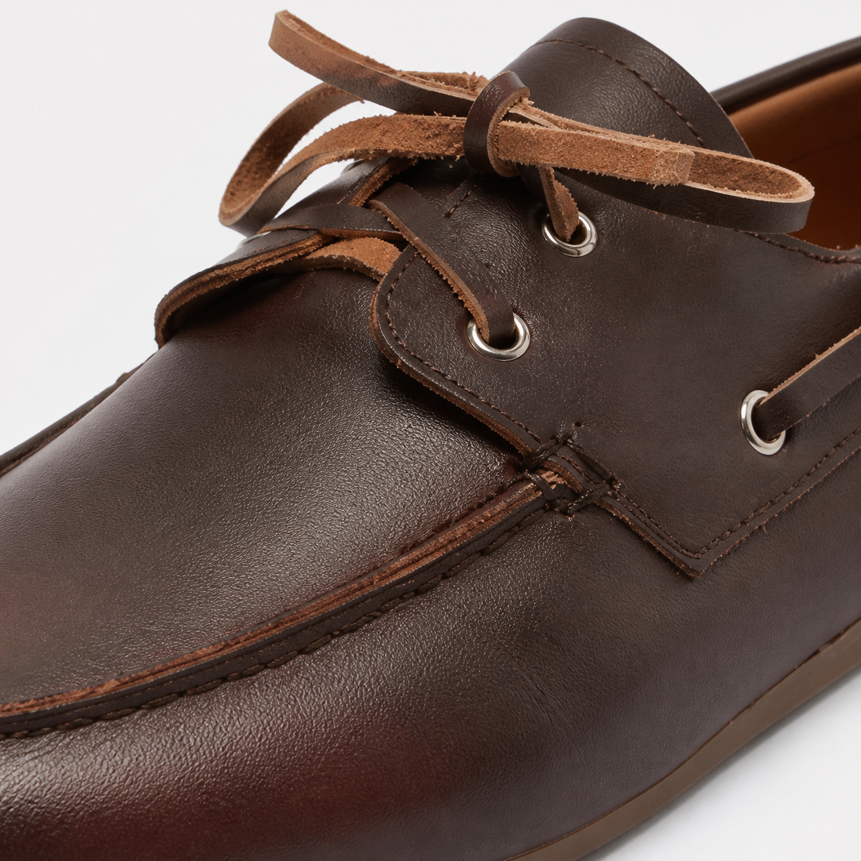Loafer Feminino de Couro Marrom Café com Cadarço – Olívia - imagem 4