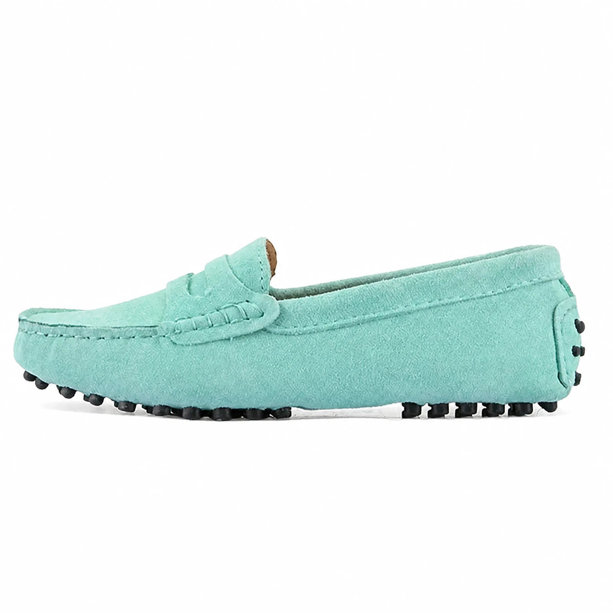 Mocassim feminino Azul Claro Elisa em perfil lateral com fundo branco